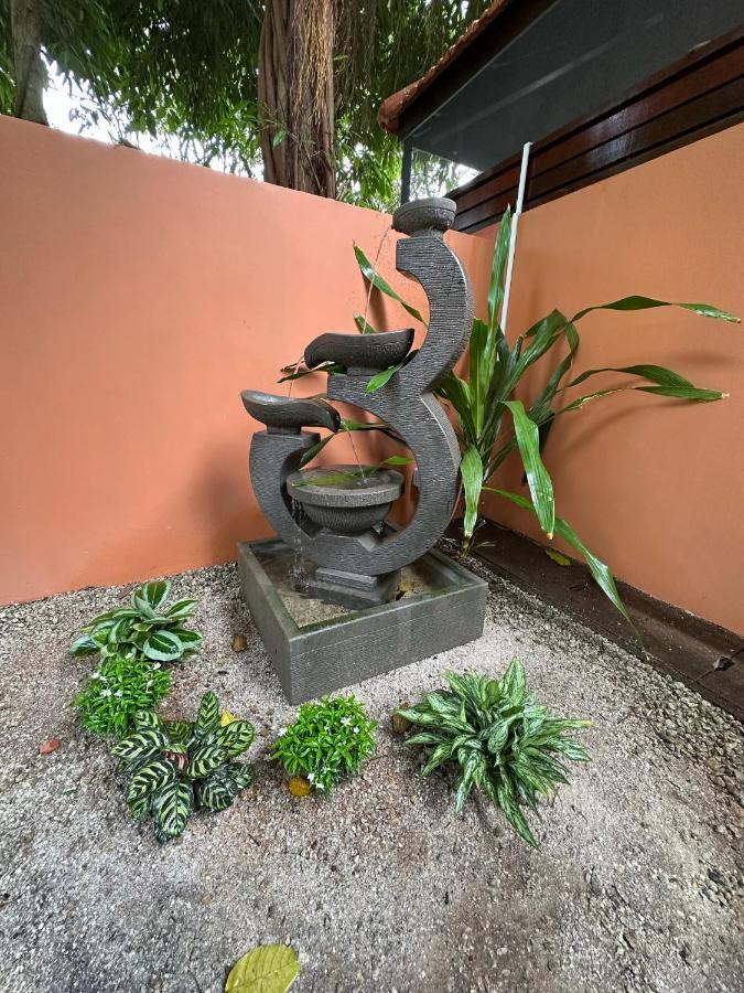 Kranji Sanctuary Resort Singapore Exterior foto