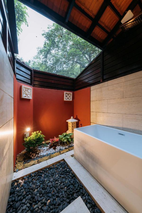 Kranji Sanctuary Resort Singapore Exterior foto