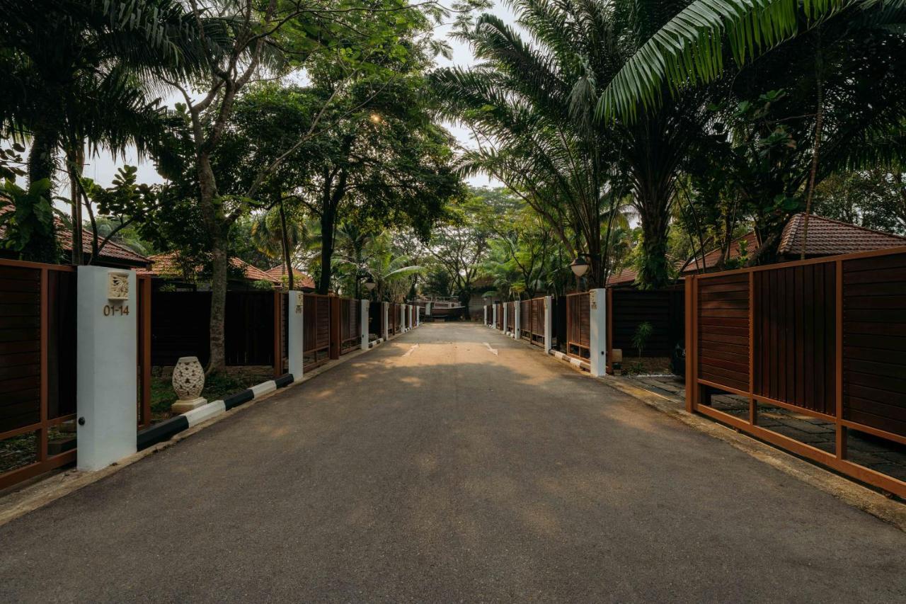 Kranji Sanctuary Resort Singapore Exterior foto