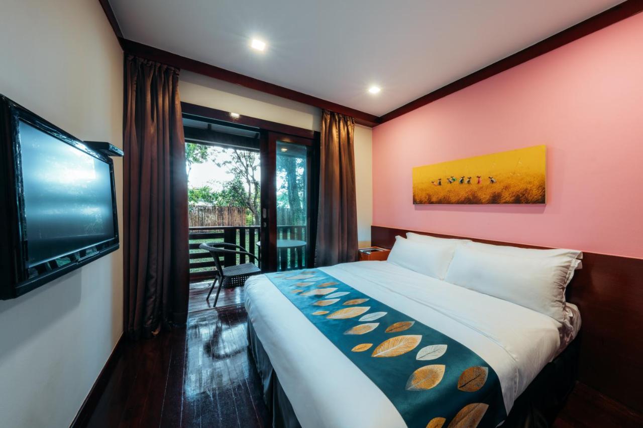 Kranji Sanctuary Resort Singapore Exterior foto