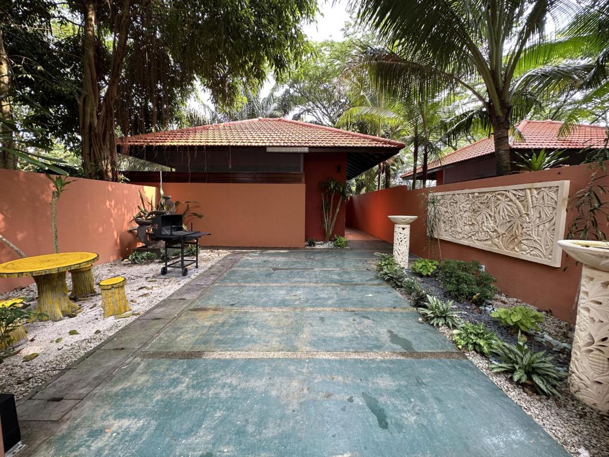Kranji Sanctuary Resort Singapore Exterior foto